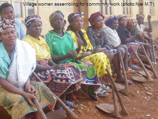 Women preparing for work (photo: Njei M.T)